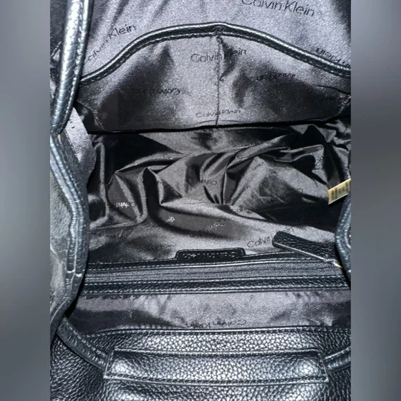Calvin Klein Hudson Backpack Black Gold • Pebbled Faux Leather • NWT MSRP $178 - Picture 7 of 9